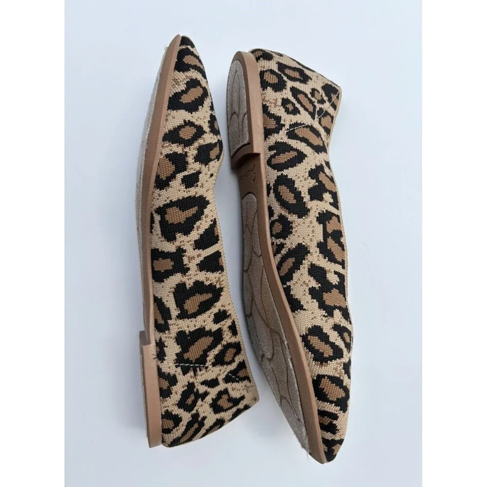 Skechers Womens 8.5 Cleo Claw-Some Ballet Flats Leopard Fabric Pointed Shoes